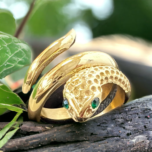 18k Gold-Plated Snake Ring, Cubic Zircons, Environmental Friendly Steel, Nickel-Free, Hypoallergenic, Bold Elegance, Unique Design, Fashionable Jewelry.