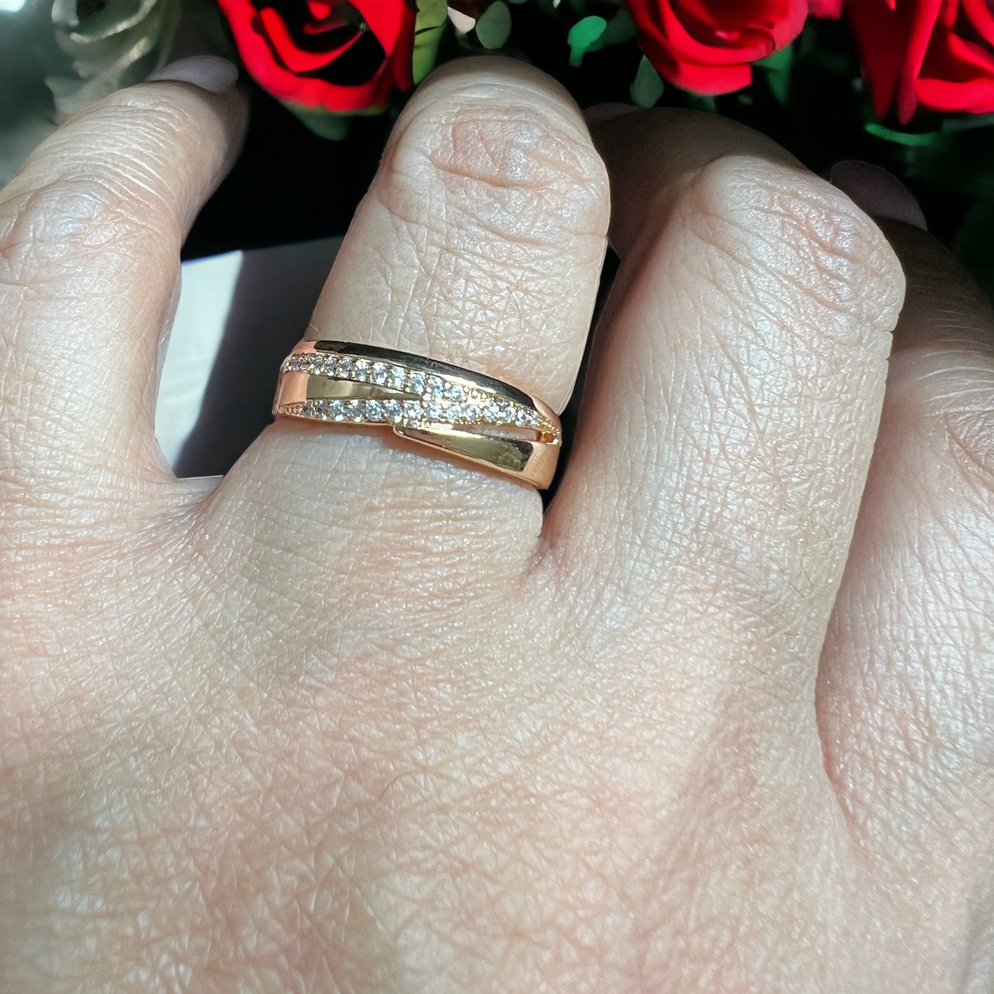 Two And Half White Lines Gold Band Rings For Women