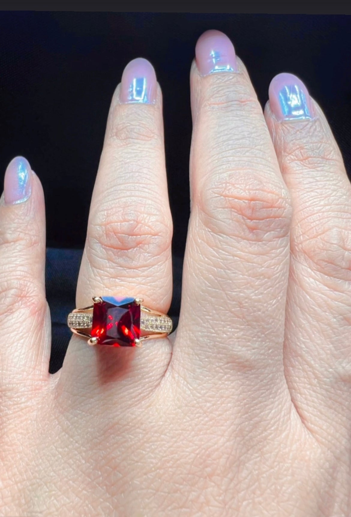 attiqe colour gold ring