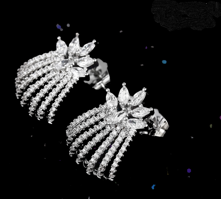 Eve Cubic Zircon Flower Atop Five Zircons Line - Exquisite Floral Elegance for Every Occasion