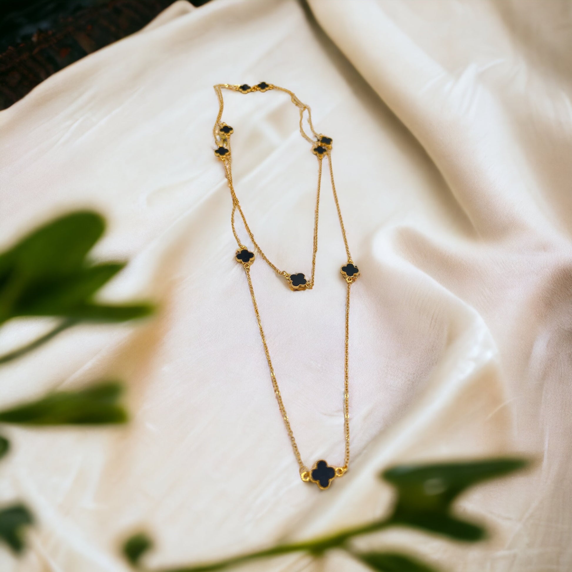 Dainty clover necklace Minimalist clover jewelry