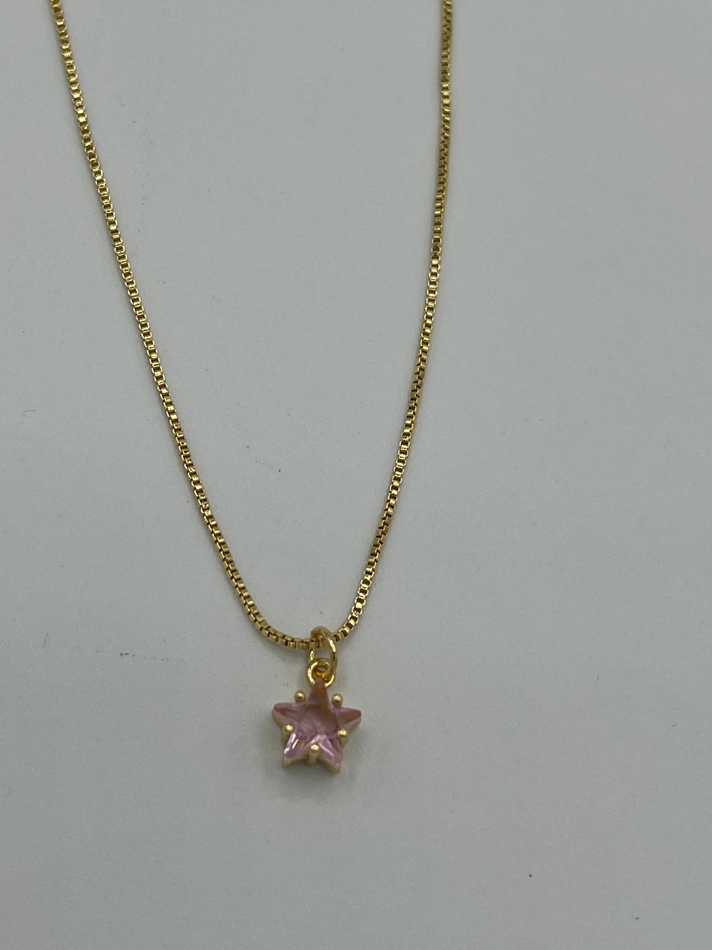 14k Gold Tinny Star Necklace