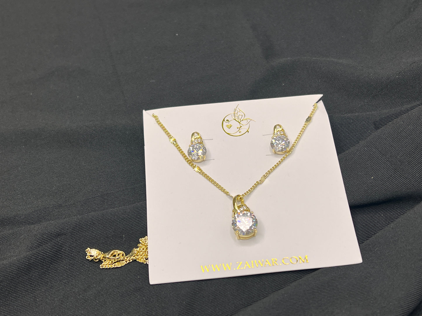 14k Lope To Circle Earrings And Necklace Set