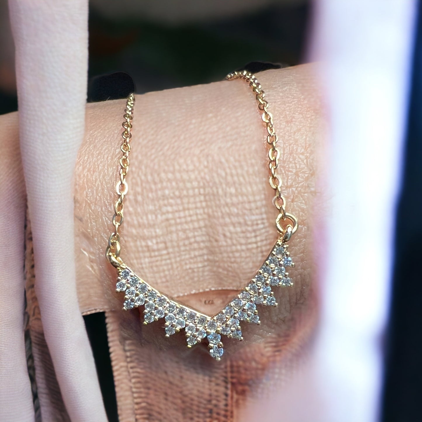 Dainty Elegance: Cubic Zircons Necklaces in Gold and Silver – A Subtle Touch of Sparkle for Effortless Style