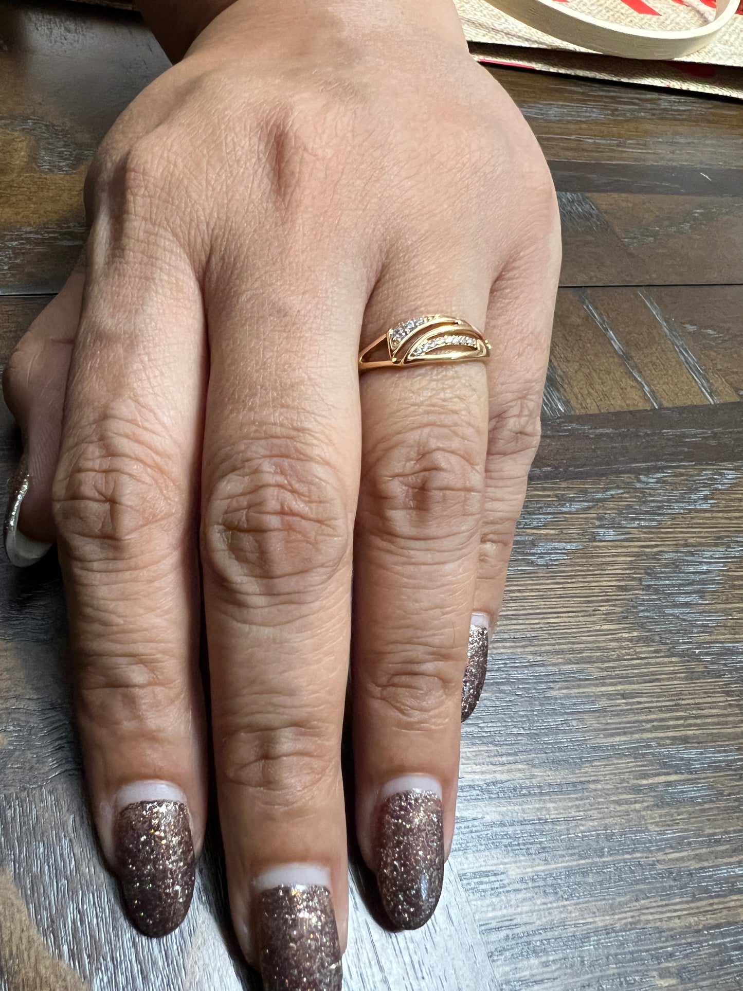 5 Lines Dainty Gold Band
