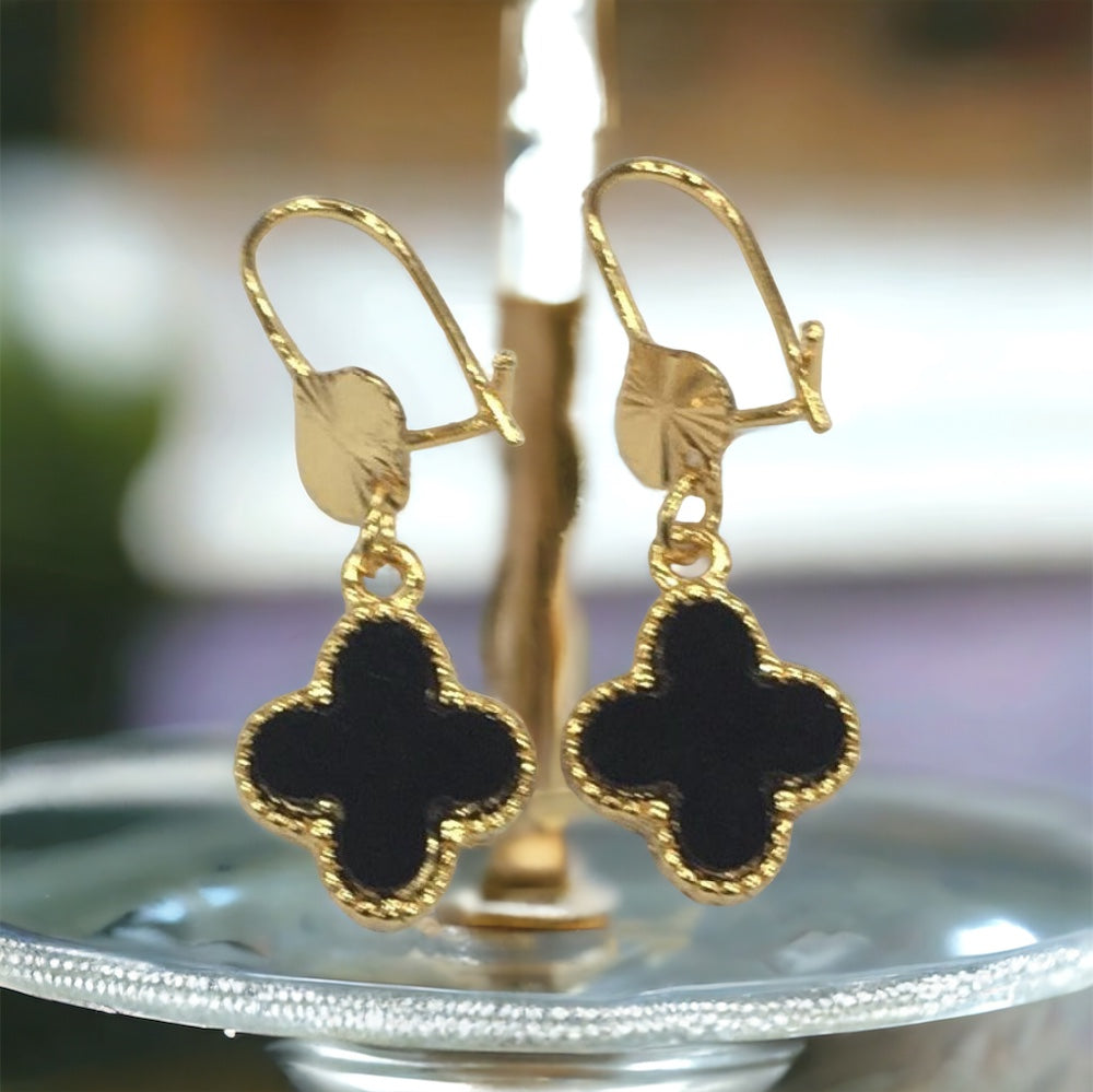 Double Elegance: Clover Long and Shorter Dangling Earrings – Versatile Chic for Every Occasion
