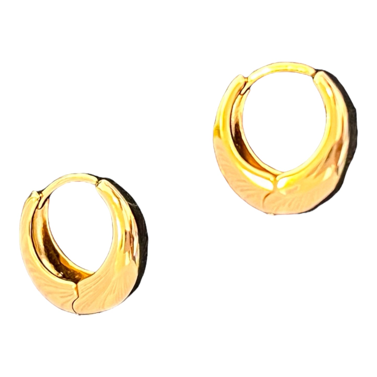 Plain Narrow Gold Huggies Earrings #0029