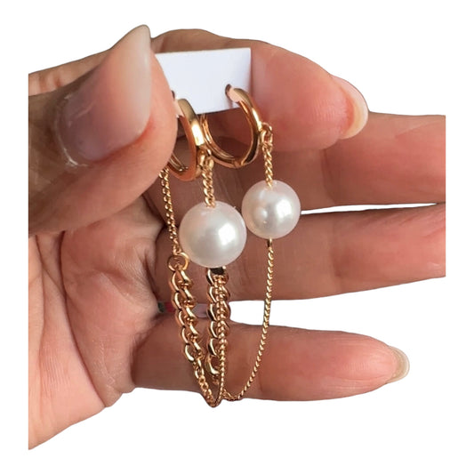 Double Chain Gold-Plated Pearl Earrings - Elevate Your Style with this Trendy and Chic Design