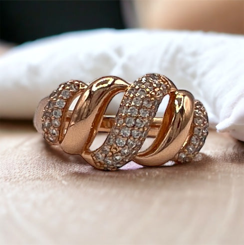 Chic fashion accessory Elegant jewelry gift french baguette design gold rings