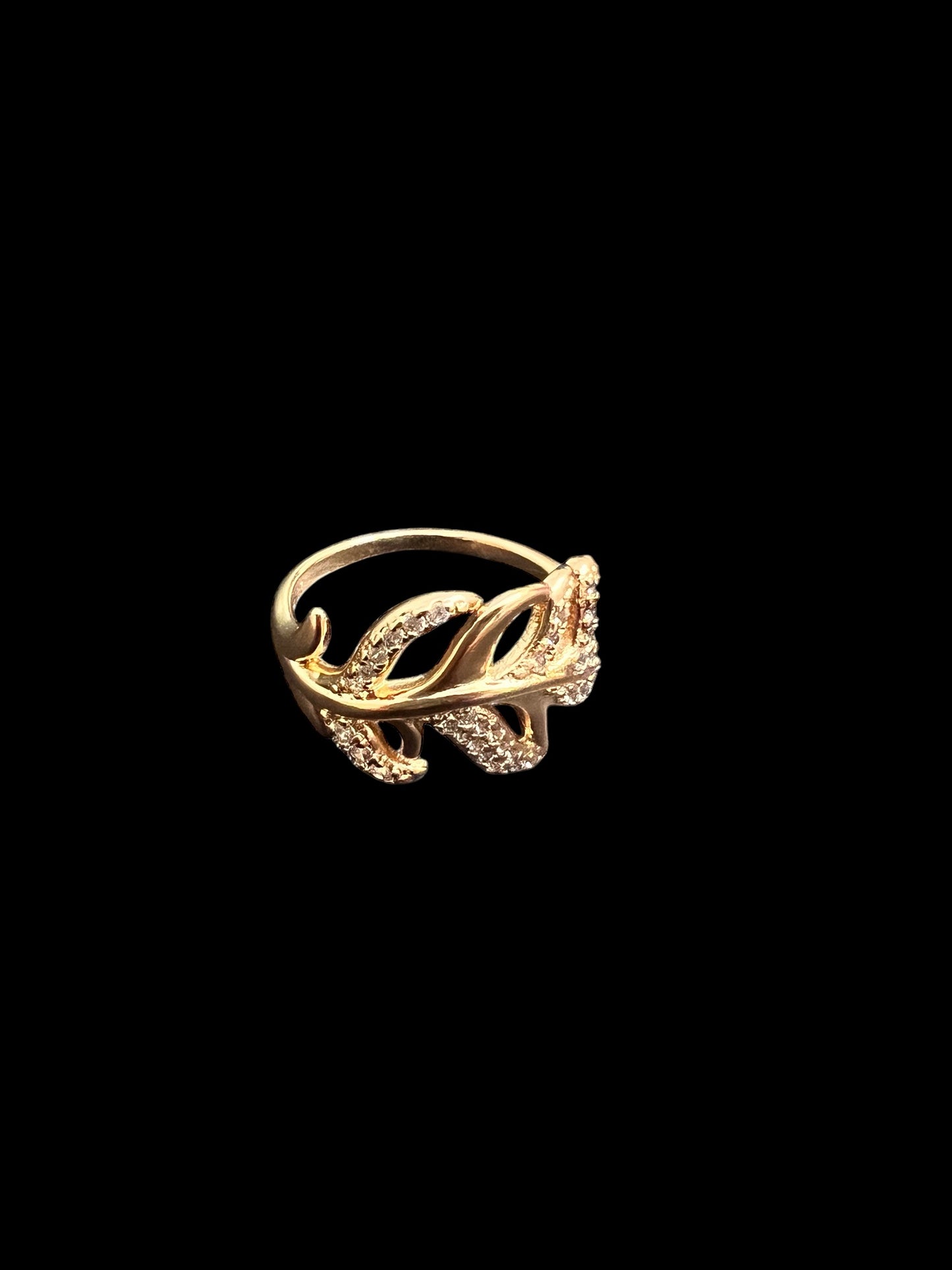 Leaf On Twine Gold Plated Ring For Women #0142