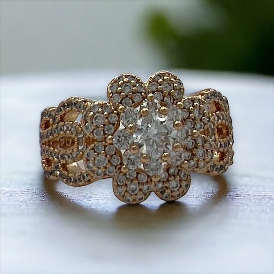 Fiona Flower Gold-Plated Ring with Unique Design and Wide Bands - Elevate Your Style with Distinctive Elegance