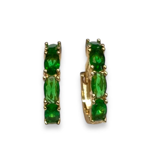 Adorable Elegance: Cute Gold Green Huggies Earrings