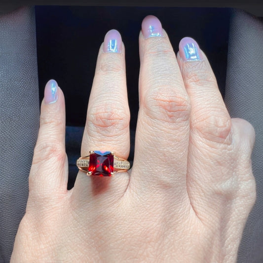 Red Square Stone Ring #070