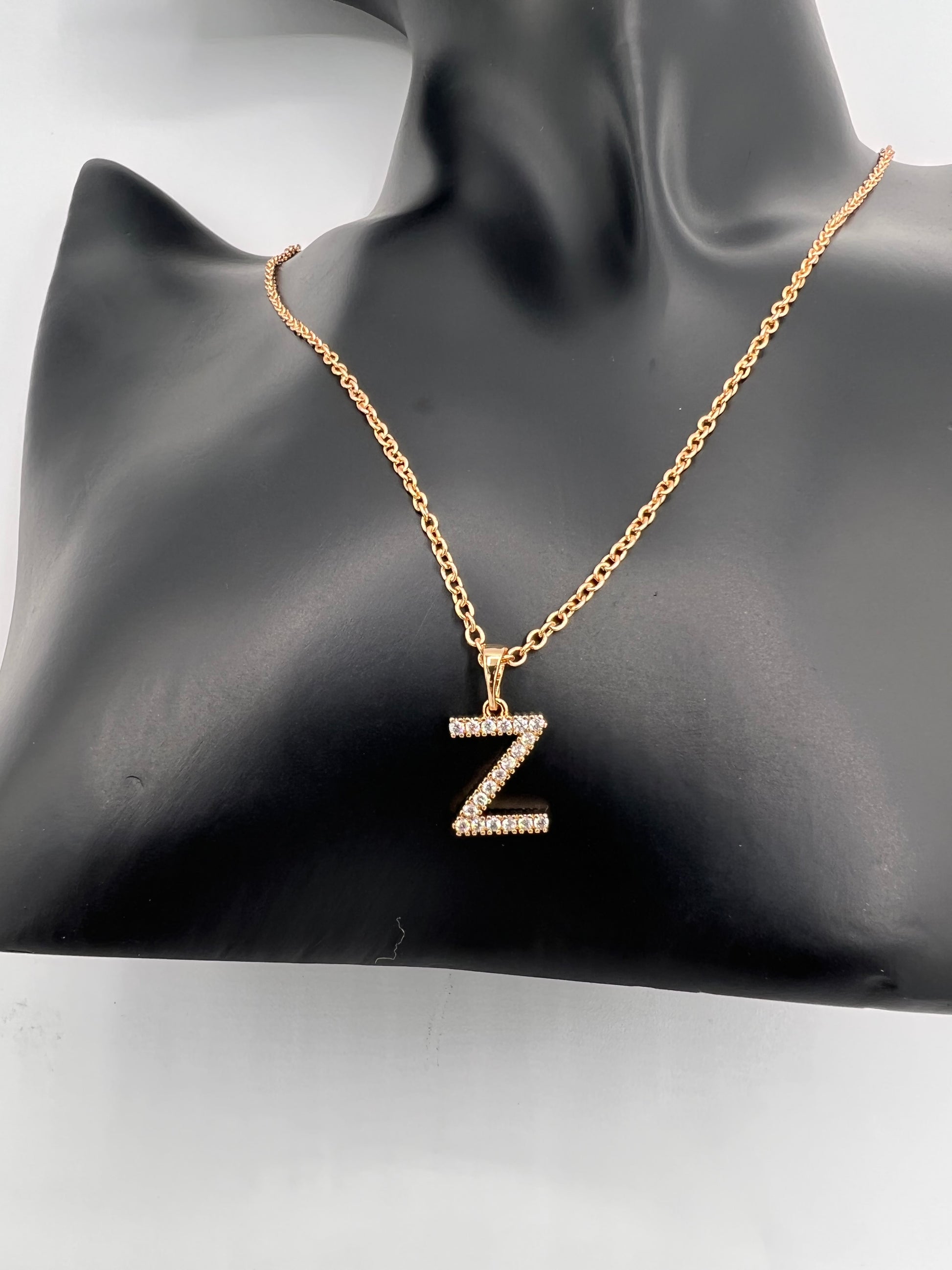40cm linked gold plated chain with Capital letter T  the letter Z is embellished with 3 A cubic zircons
