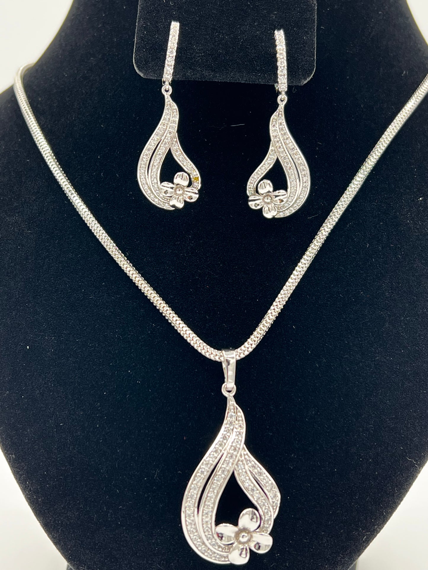 rhodium plated silver earrings and necklsce set canada jewelry store