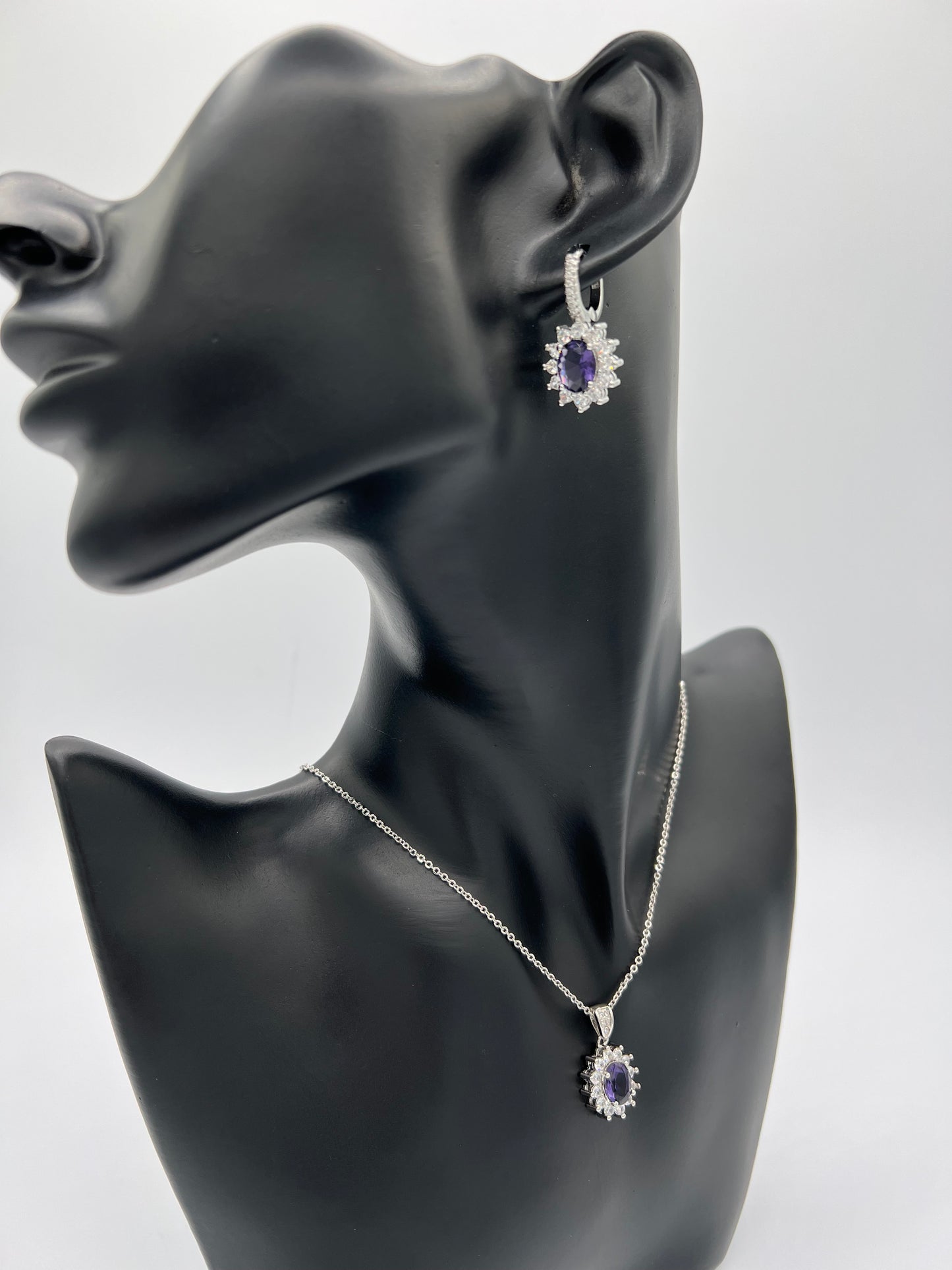 Oval Shape Amethyst Or Blue Sapphire Color Earrings And Necklace Sets