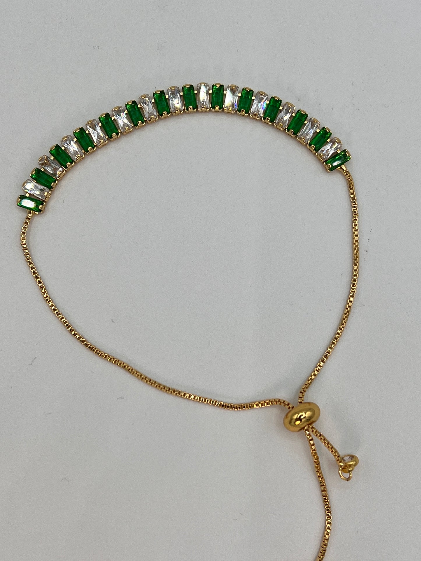 Radiant Charm: Adjustable Emerald and White Zircon Gold Bracelet for Effortless Elegance and Personalized Style
