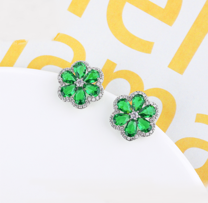 green cubic zircons studs earrings
