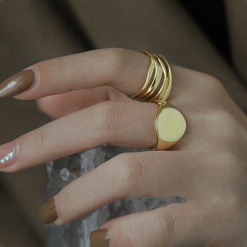 Dainty  Round Circle Rings In Gold And Silver